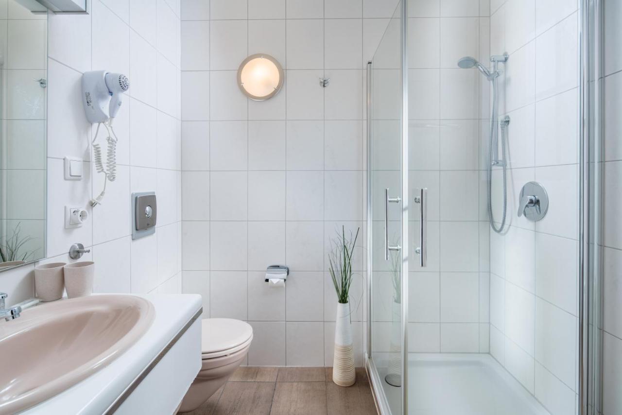 Hotel-Restaurant Zur Kanne Schifferstadt Kültér fotó